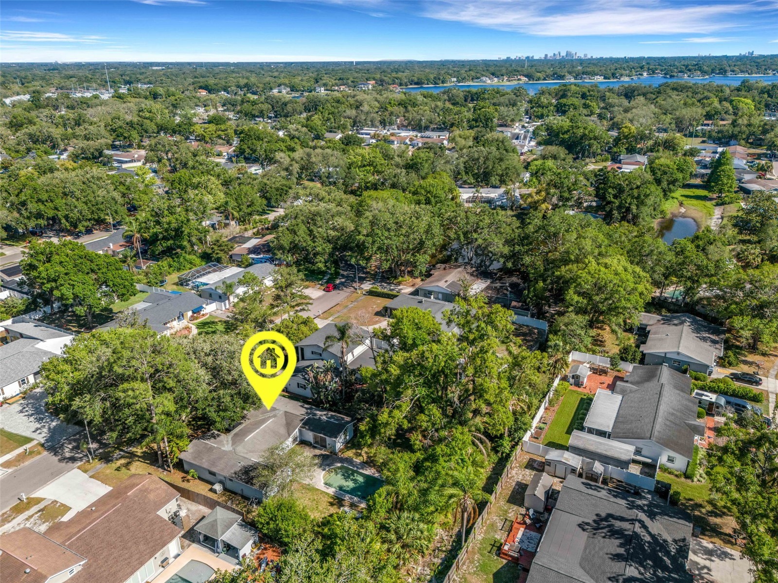 12712 Sebring Boulevard Tampa FL 33618 TB8511331 image41