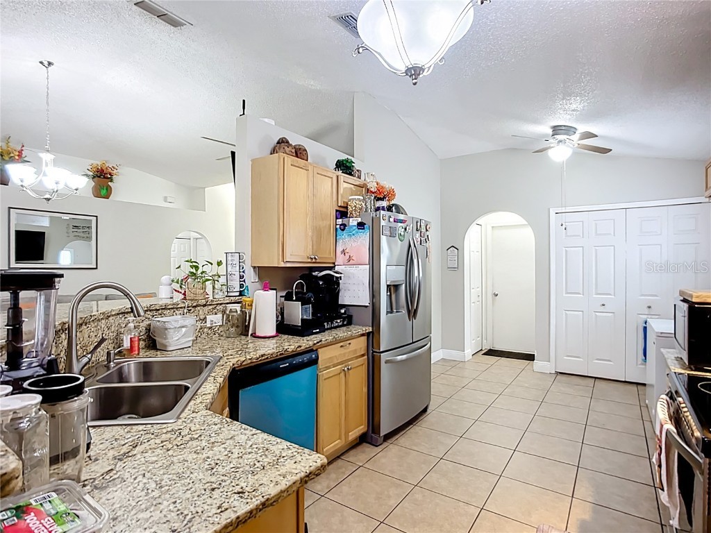 12713 Kings Lake Drive Gibsonton FL 33534 TB8446254 image12