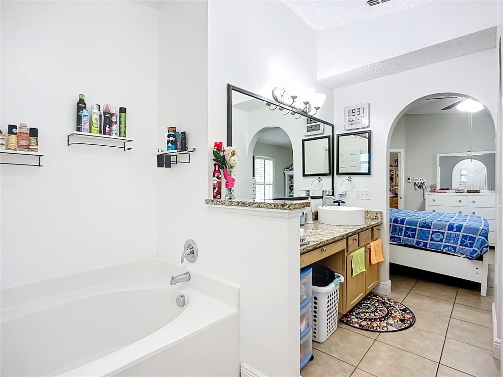 12713 Kings Lake Drive Gibsonton FL 33534 TB8446254 image28