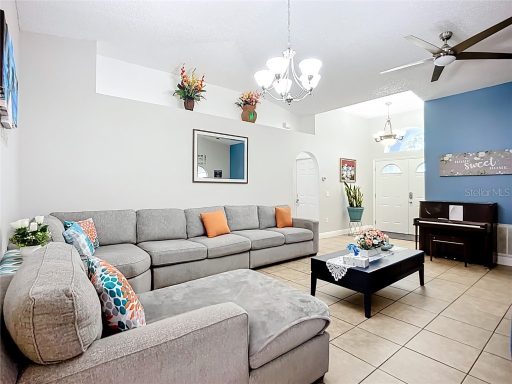 12713 Kings Lake Drive Gibsonton FL 33534 TB8446254 image8