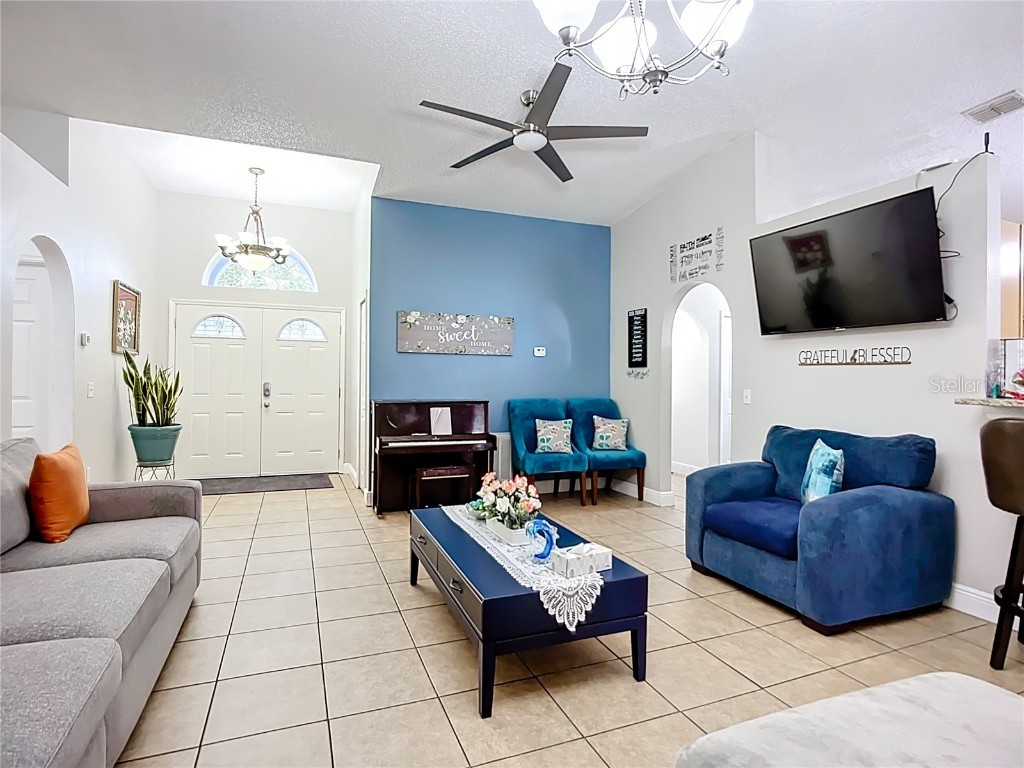 12713 Kings Lake Drive Gibsonton FL 33534 TB8446254 image9