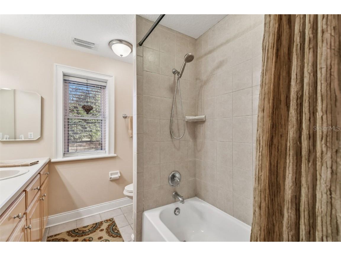 12715 Linda Drive Tampa FL 33612 - CURIOSITY CREEK TB8458966 image25