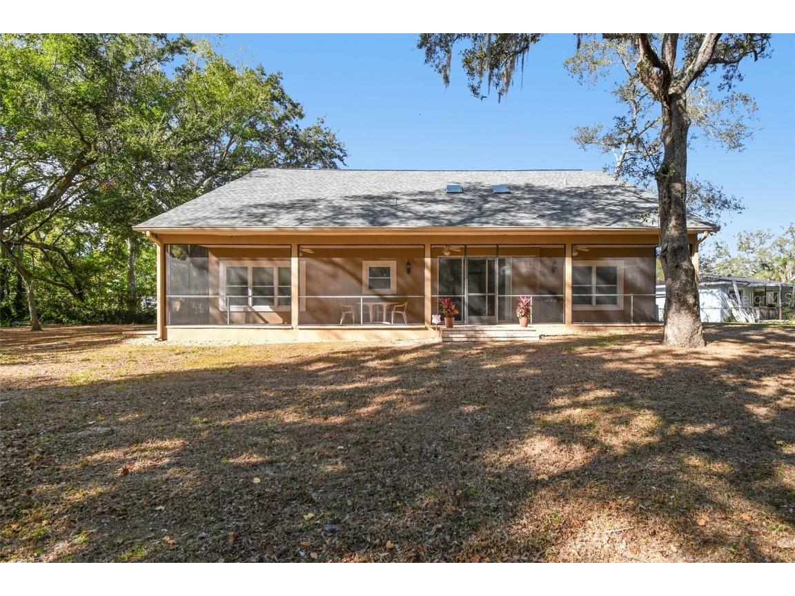 12715 Linda Drive Tampa FL 33612 - CURIOSITY CREEK TB8458966 image40