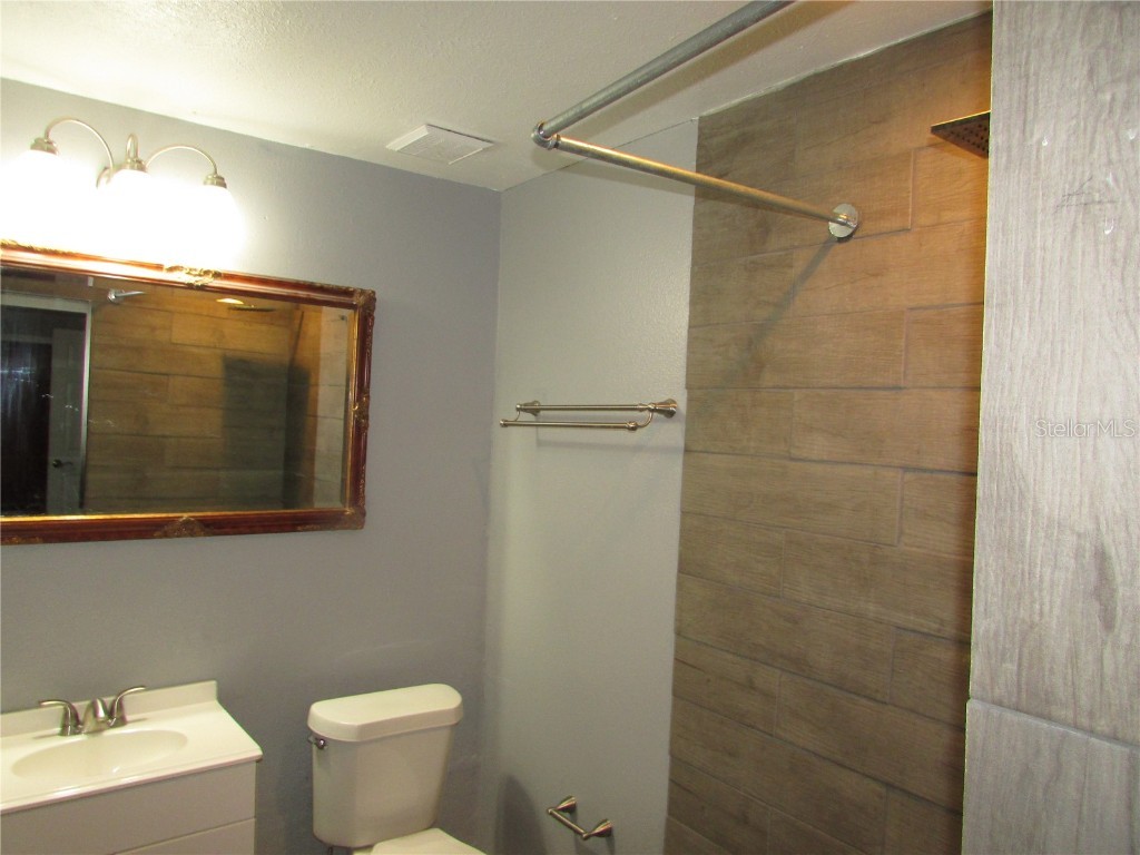 12715 Raeburn Way Tampa FL 33624 - BIG COMMUNITY POND TB8413764 image16