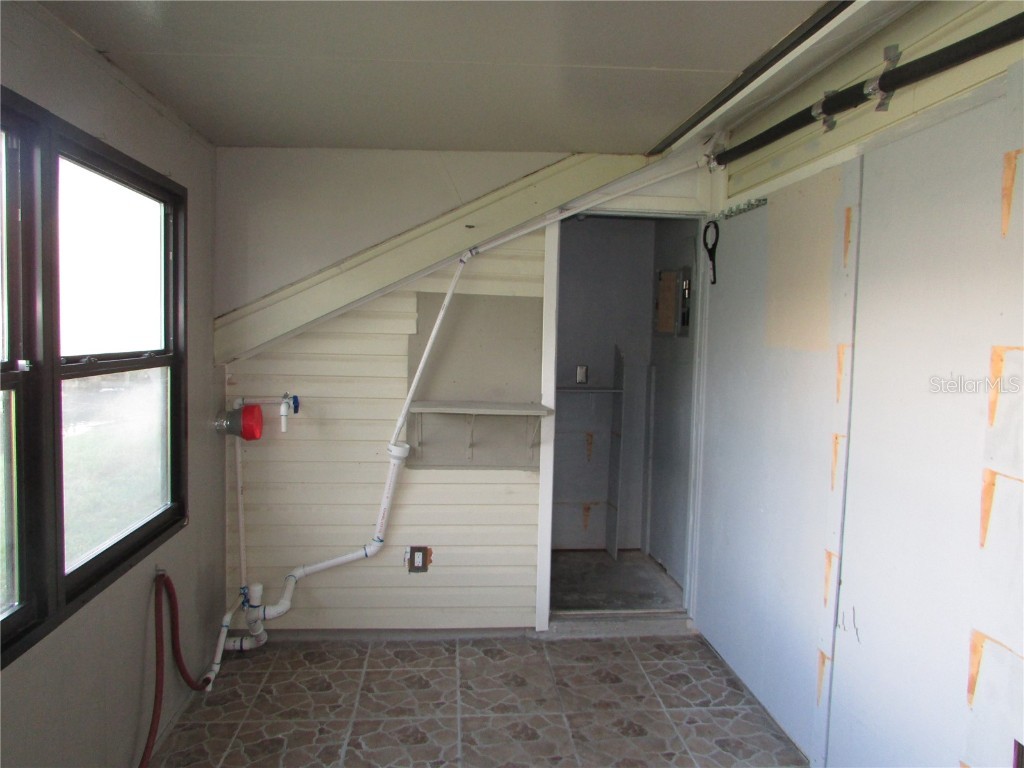 12715 Raeburn Way Tampa FL 33624 - BIG COMMUNITY POND TB8413764 image23