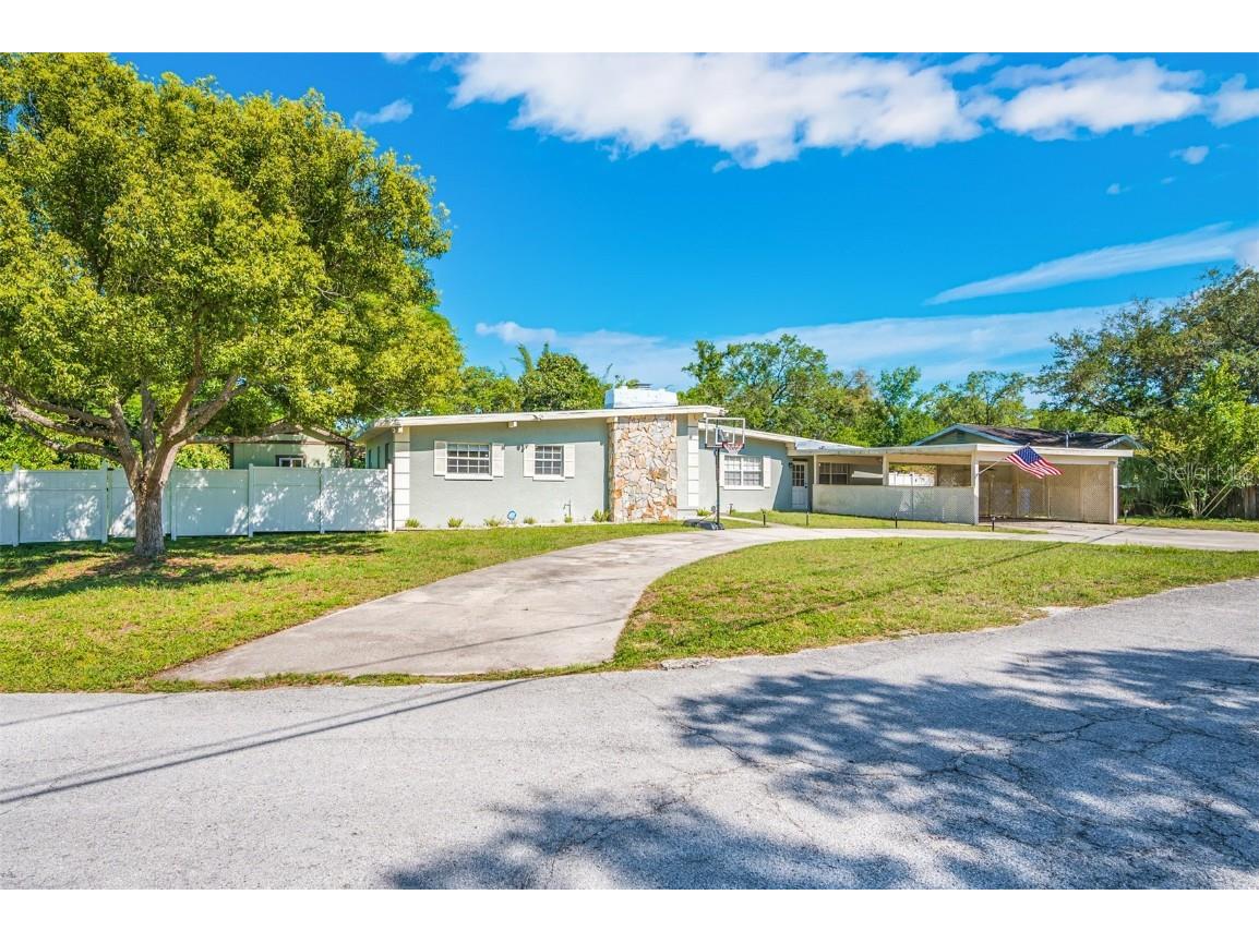 12719 Forest Hills Drive Tampa FL 33612 U8239515 image1