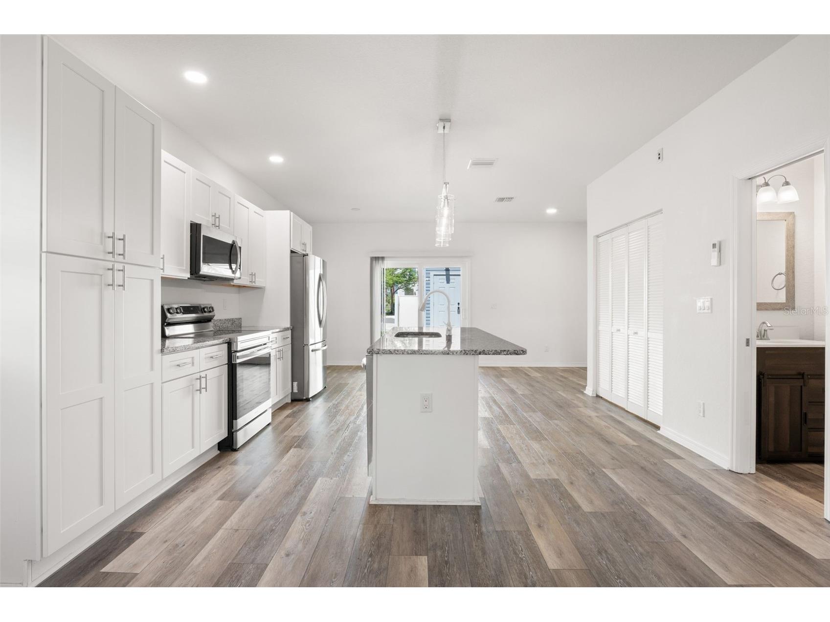 1272 Pierce Street Clearwater FL 33756 TB8476750 image7