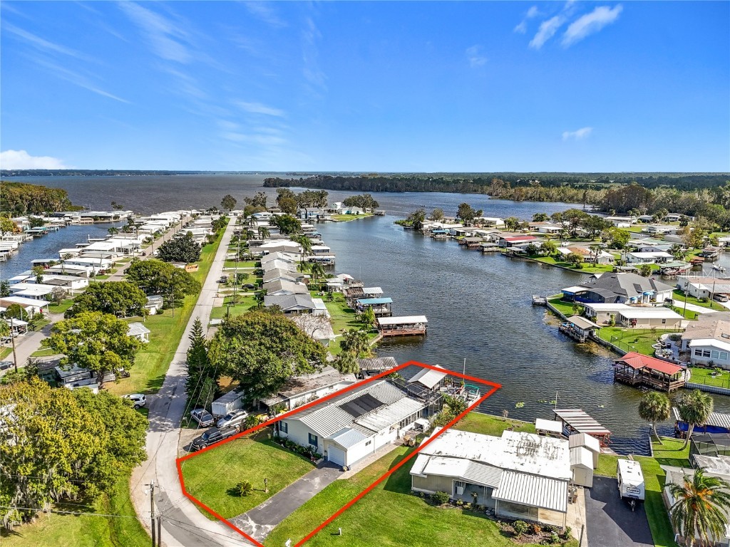 12724 Lake Dora Cir Tavares FL 32778 - LAKE DORA ON HARRIS CHAIN OF LAKES O6257214 image1