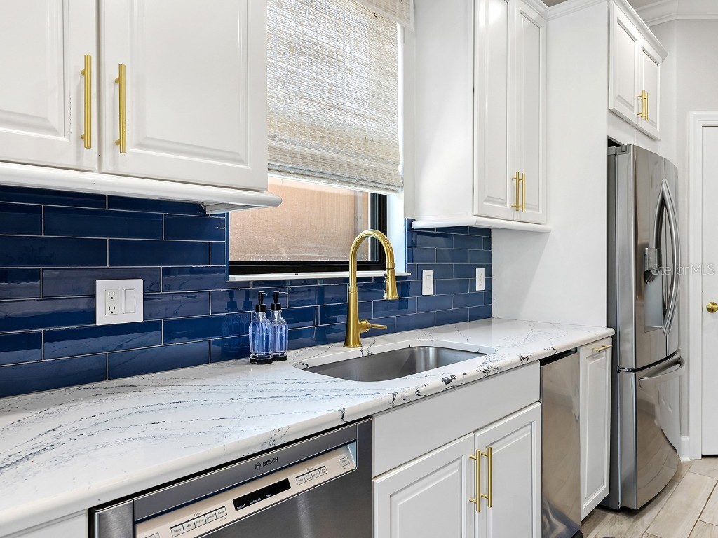 12729 Fontana Loop Lakewood Ranch FL 34211 A4672545 image36