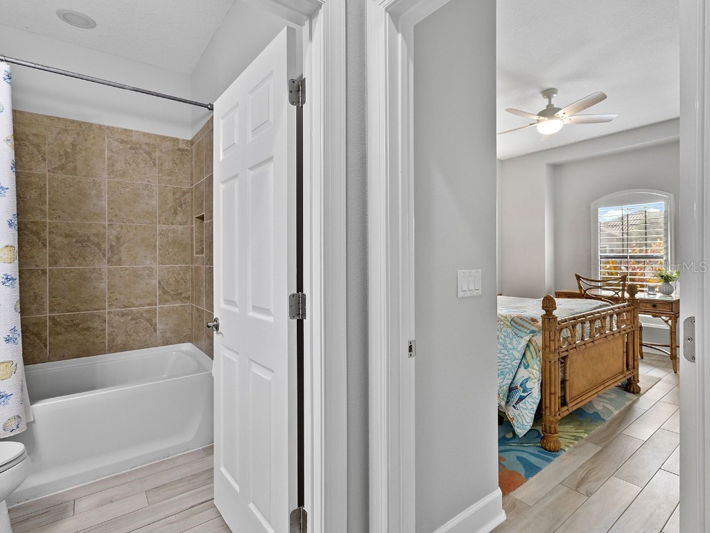 12729 Fontana Loop Lakewood Ranch FL 34211 A4672545 image51