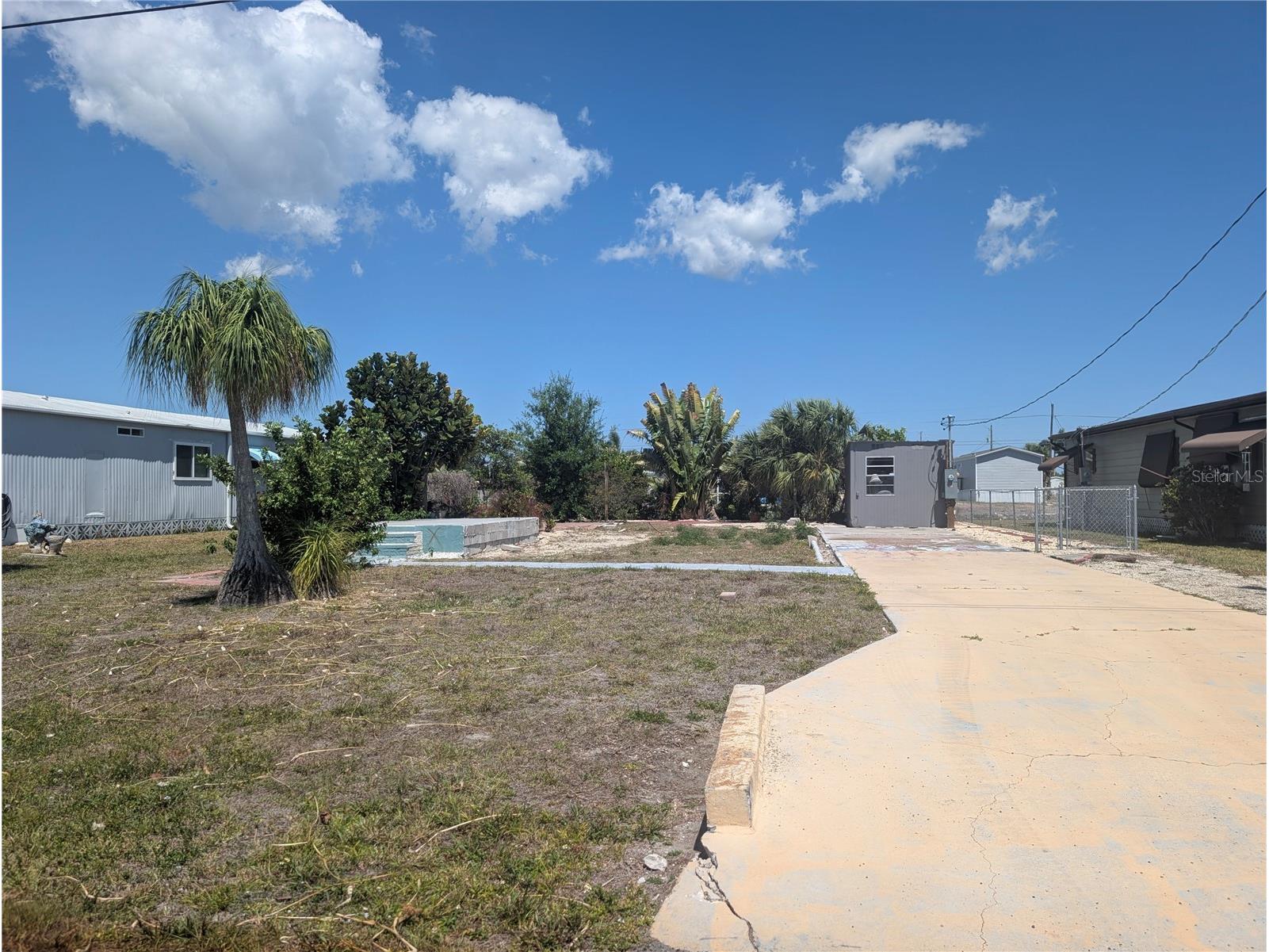 1273 Kingfisher Drive Englewood FL 34224 - TRIBUTARY OF LEMON BAY A4691444 image1