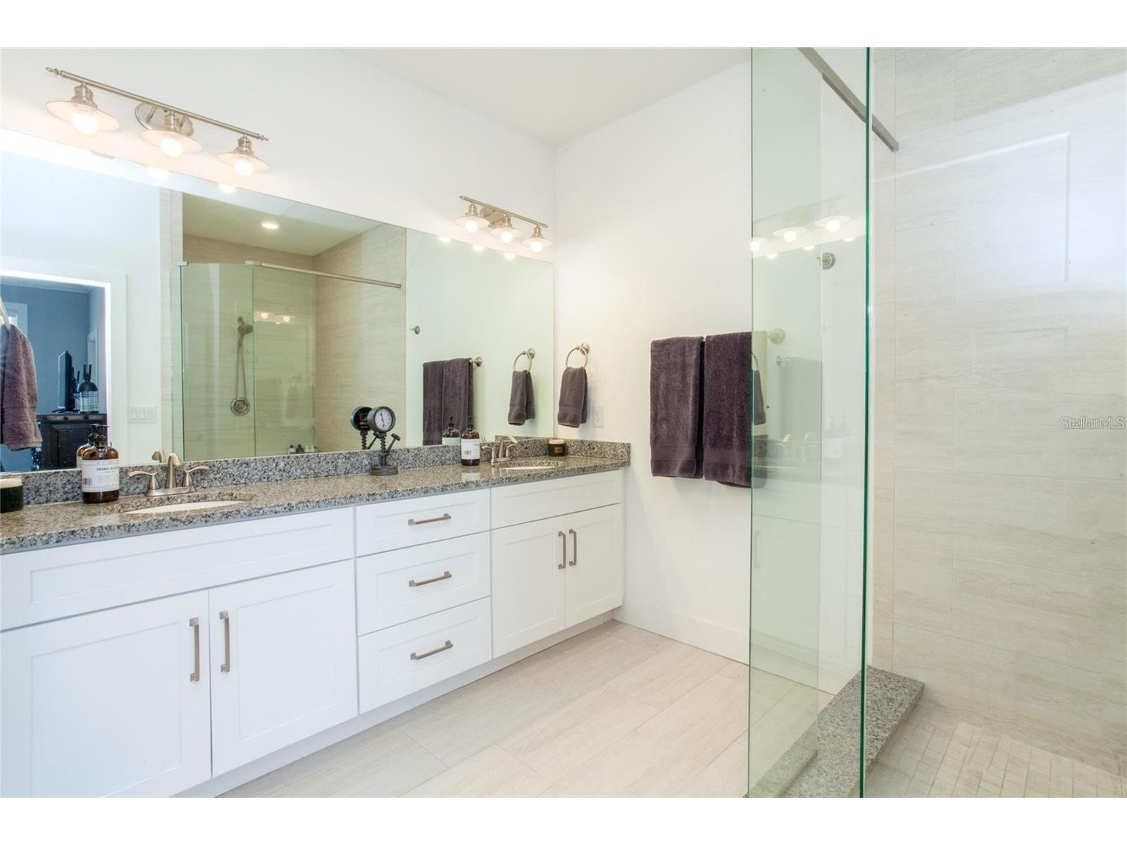 1273 Savona Drive NE Saint Petersburg FL 33702 TB8451101 image14