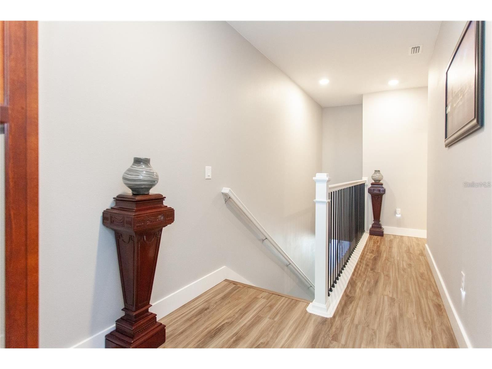 1273 Savona Drive NE Saint Petersburg FL 33702 TB8478370 image16