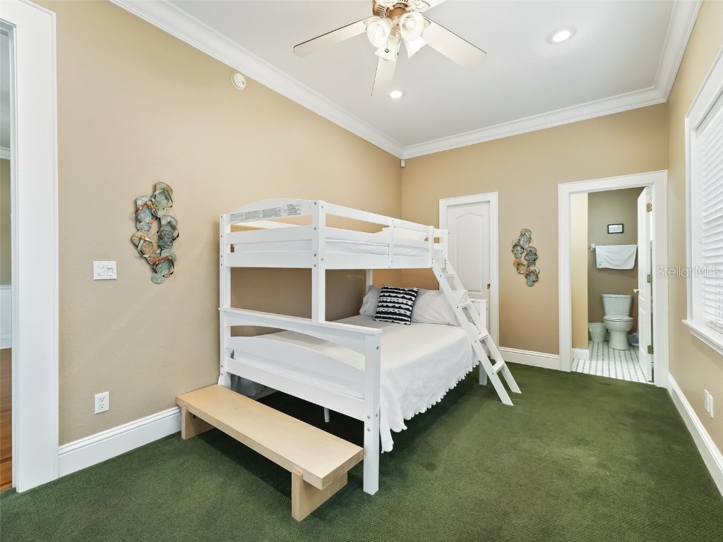 12730 E Highway 25 Ocklawaha FL 32179 - LAKE WEIR G5078009 image22