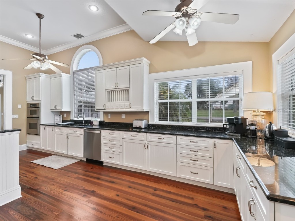 12730 E Highway 25 Ocklawaha FL 32179 - LAKE WEIR G5078009 image5