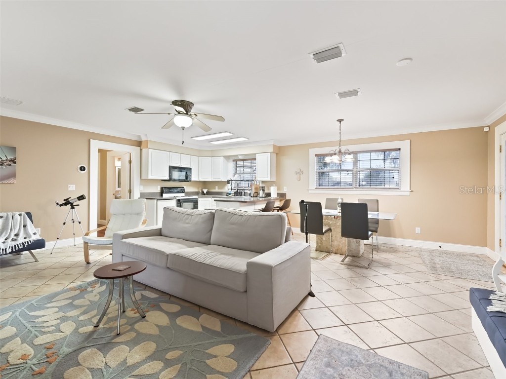 12730 E Highway 25 Ocklawaha FL 32179 - LAKE WEIR G5078009 image57