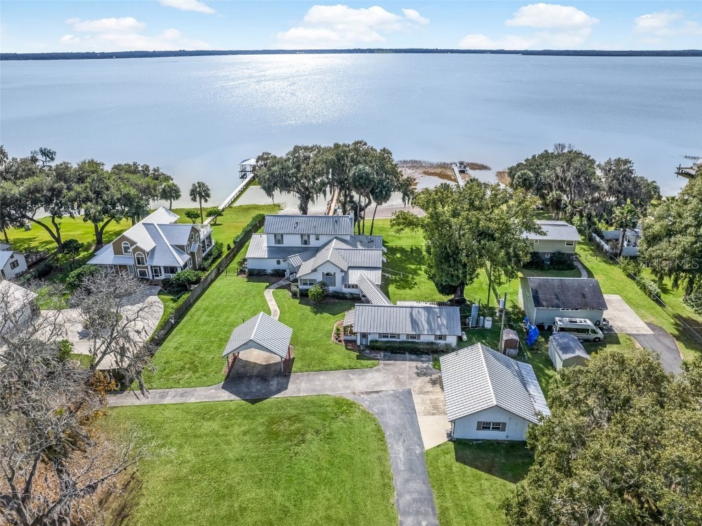 12730 E Highway 25 Ocklawaha FL 32179 - LAKE WEIR G5078009 image85