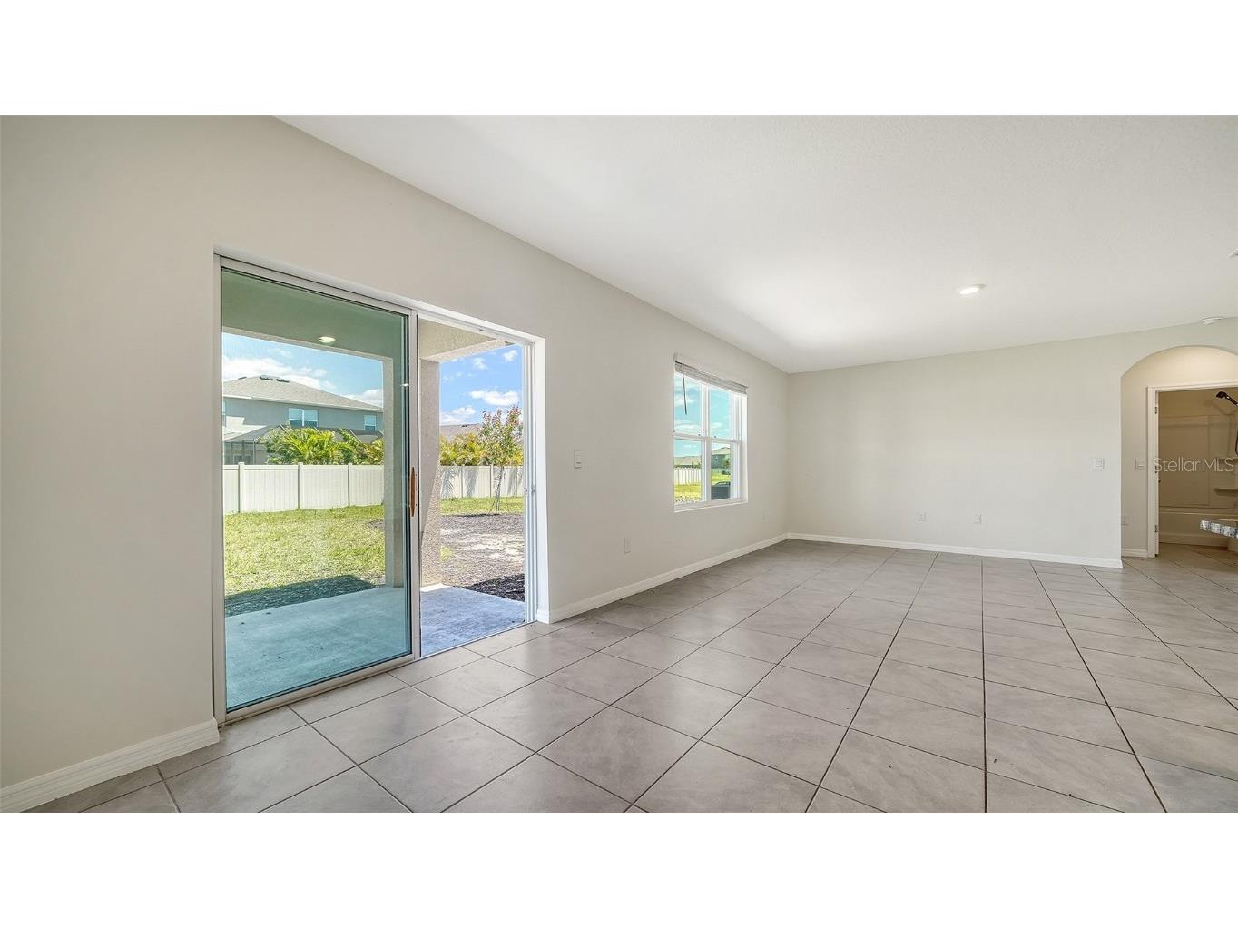 12732 Lateral Root Drive Sarasota FL 34238 A4661650 image11