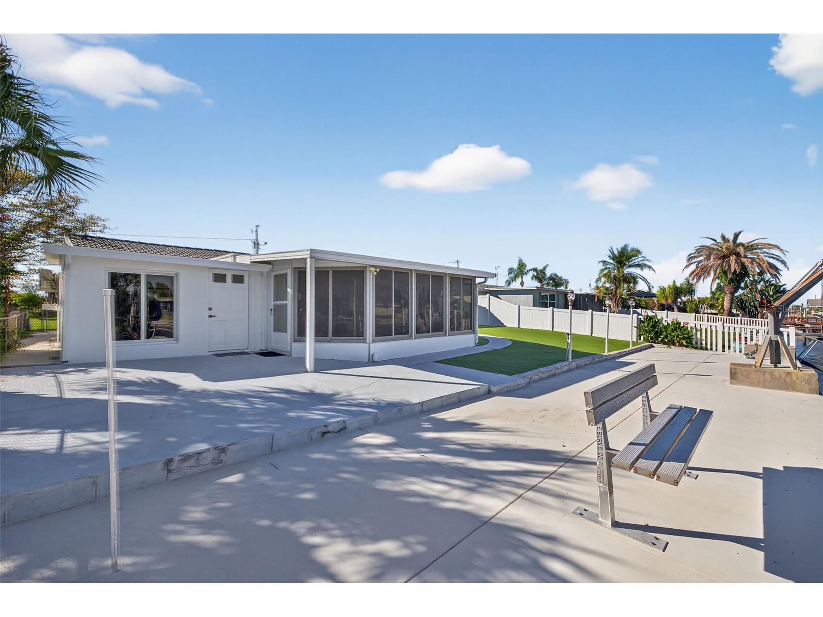 12734 2nd Isle Hudson FL 34667 TB8486798 image26