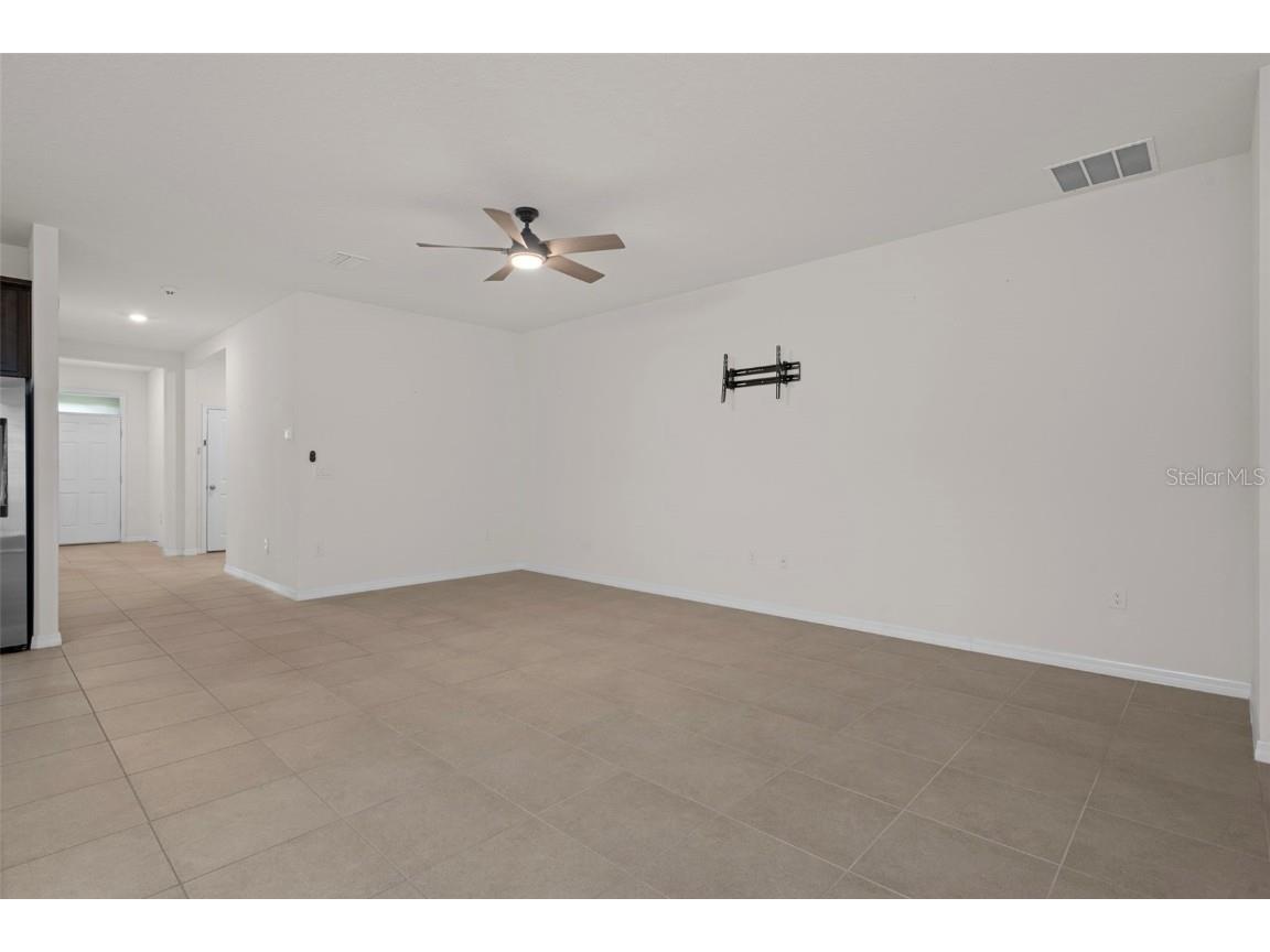 12735 Eastpointe Drive Dade City FL 33525 TB8434592 image19