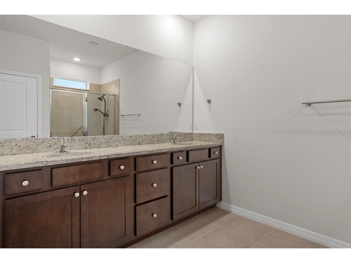 12735 Eastpointe Drive Dade City FL 33525 TB8434592 image38