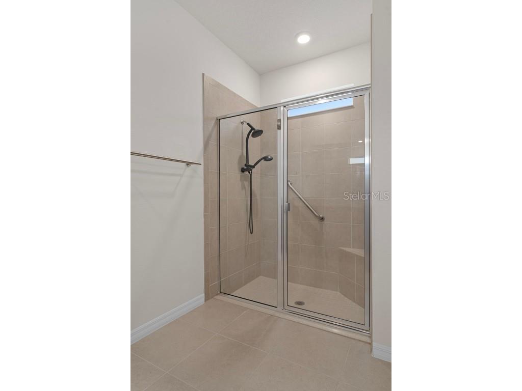 12735 Eastpointe Drive Dade City FL 33525 TB8434592 image39