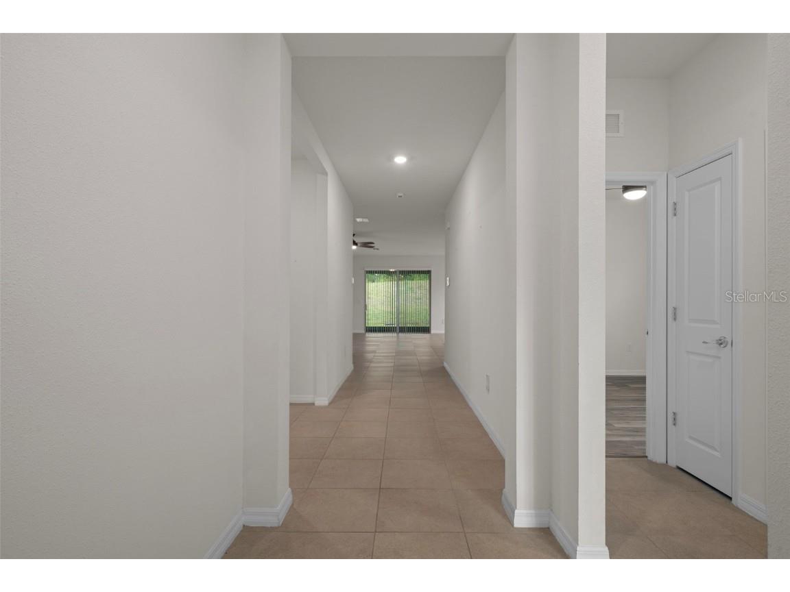 12735 Eastpointe Drive Dade City FL 33525 TB8434592 image6
