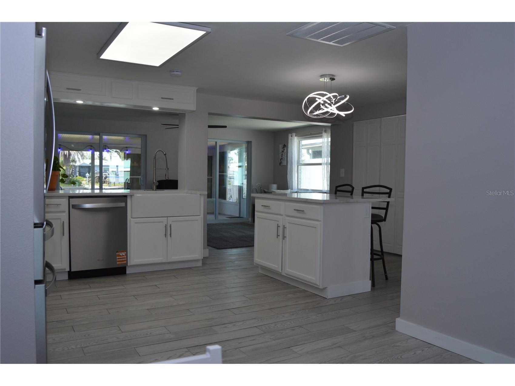 12739 1st Isle Hudson FL 34667 W7885390 image8