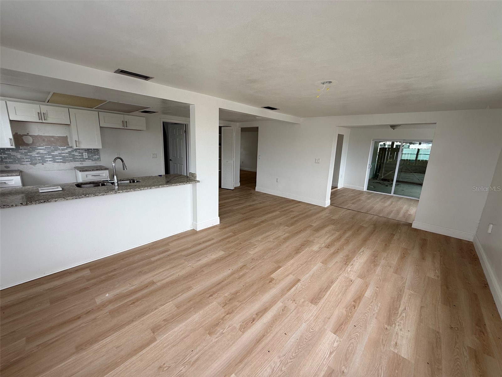 12739 3rd Isle Hudson FL 34667 W7886582 image11