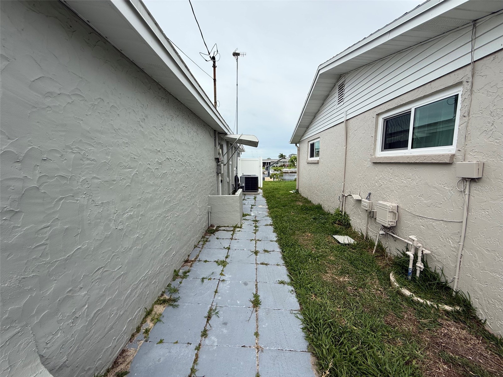 12739 3rd Isle Hudson FL 34667 W7886582 image24