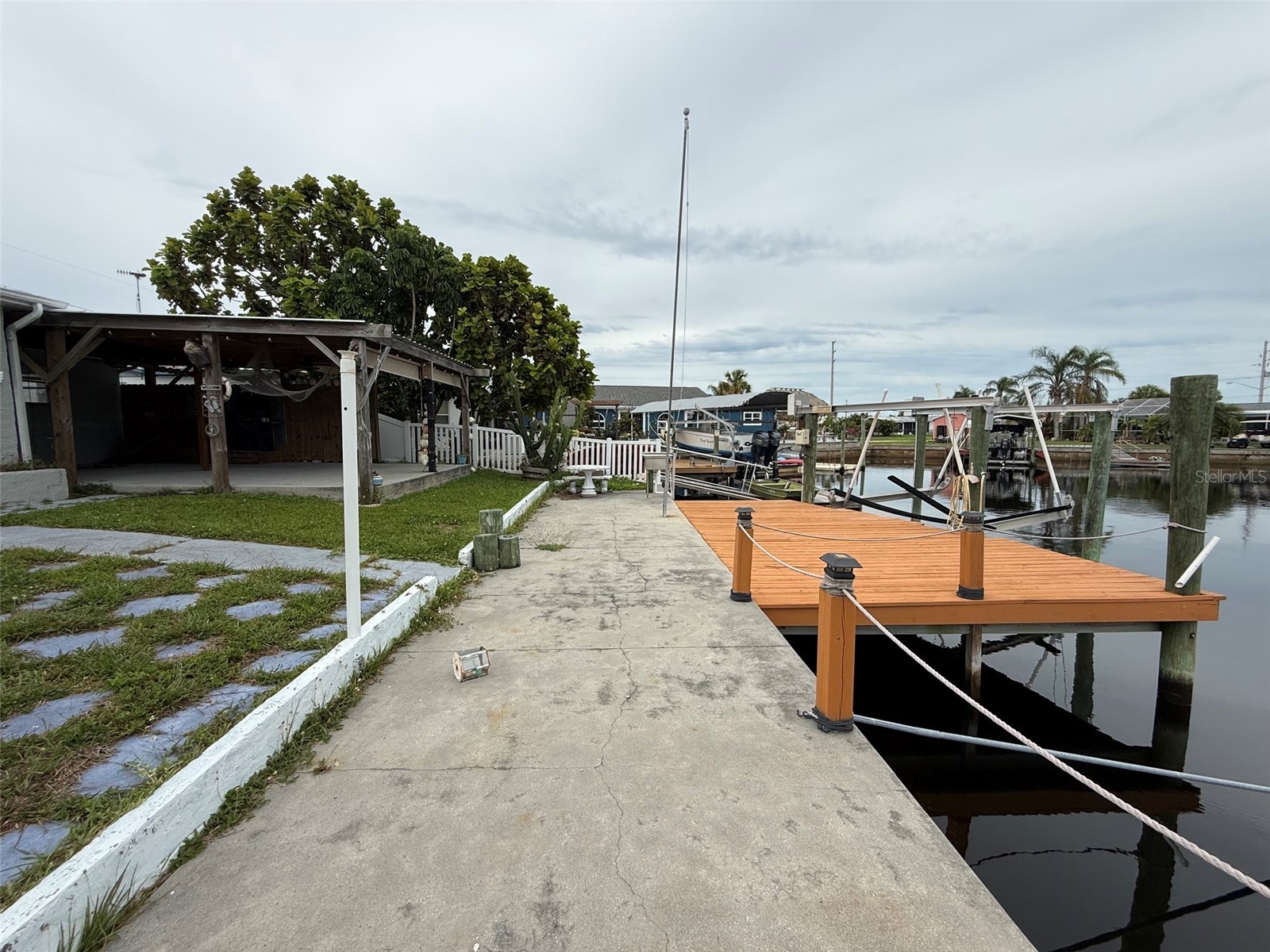 12739 3rd Isle Hudson FL 34667 W7886582 image5