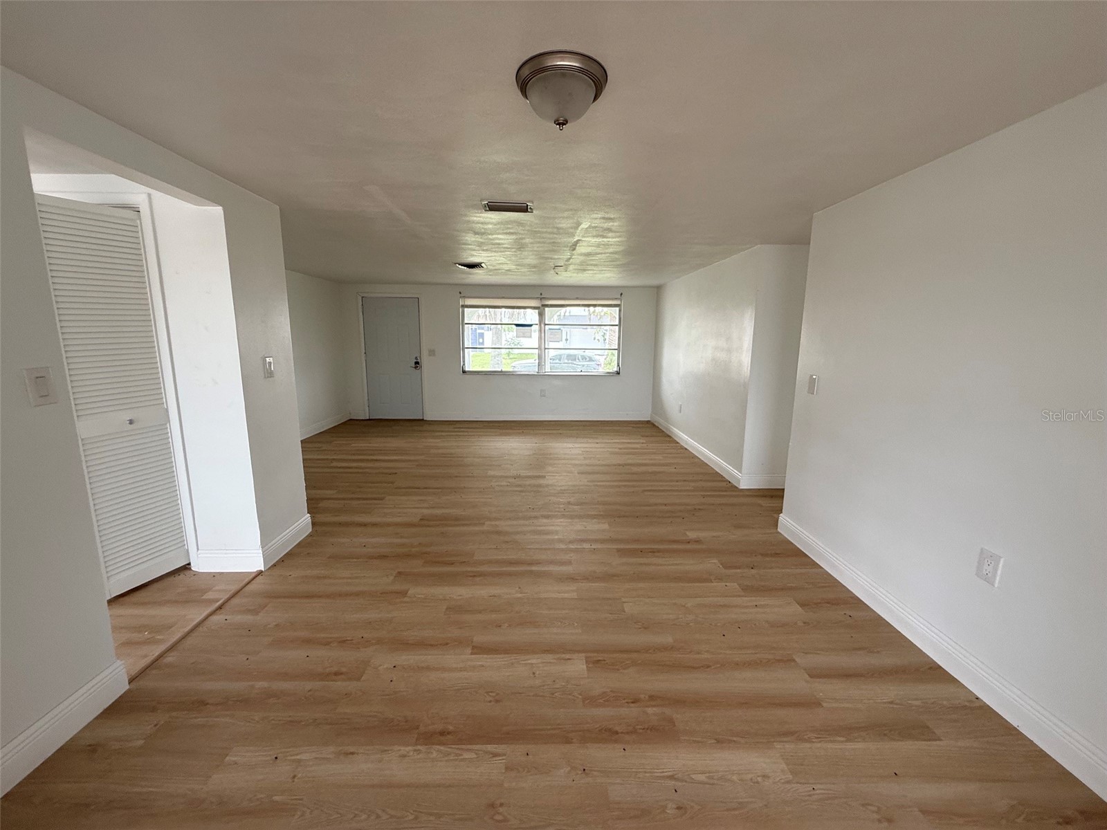 12739 3rd Isle Hudson FL 34667 W7886582 image6