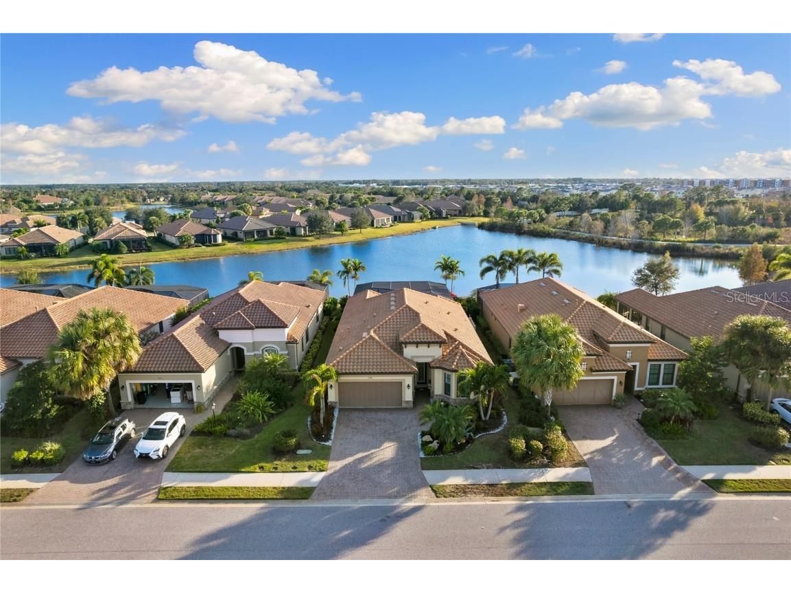 12748 Fontana Loop Bradenton FL 34211 A4594008 image1