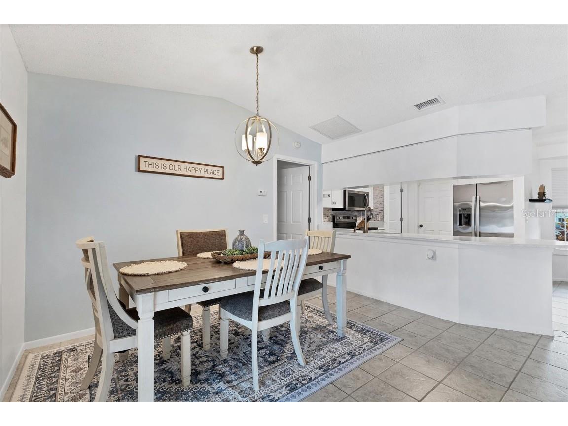 1275 42nd Street Sarasota FL 34234 A4670391 image16