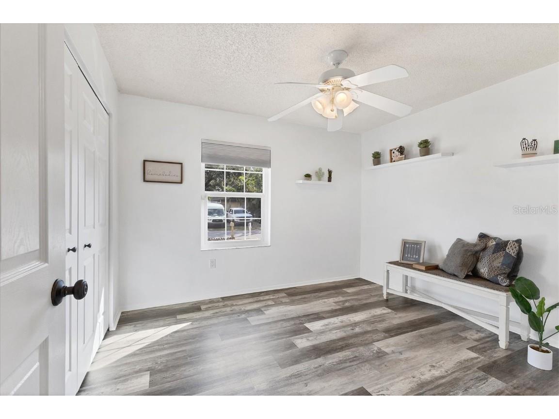 1275 42nd Street Sarasota FL 34234 A4670391 image23