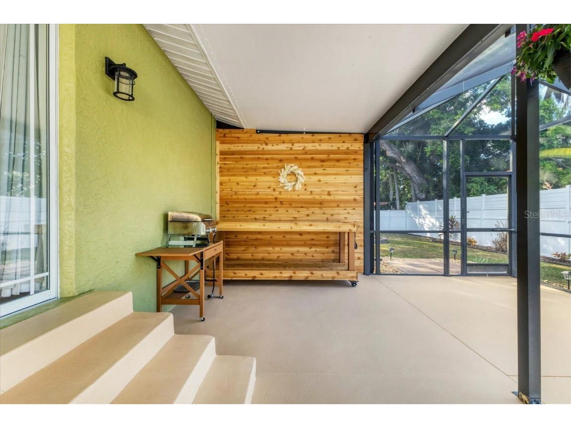 1275 42nd Street Sarasota FL 34234 A4670391 image26