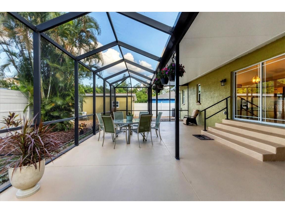 1275 42nd Street Sarasota FL 34234 A4670391 image29