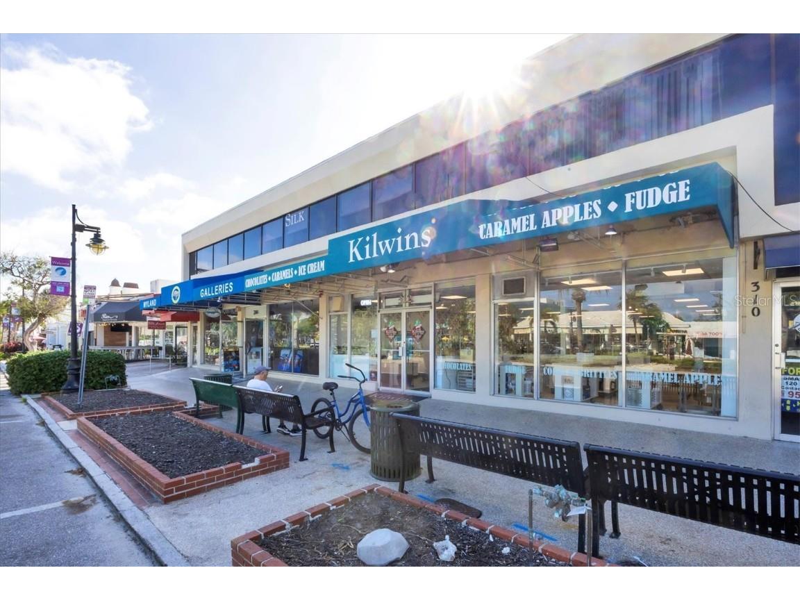 1275 42nd Street Sarasota FL 34234 A4670391 image60