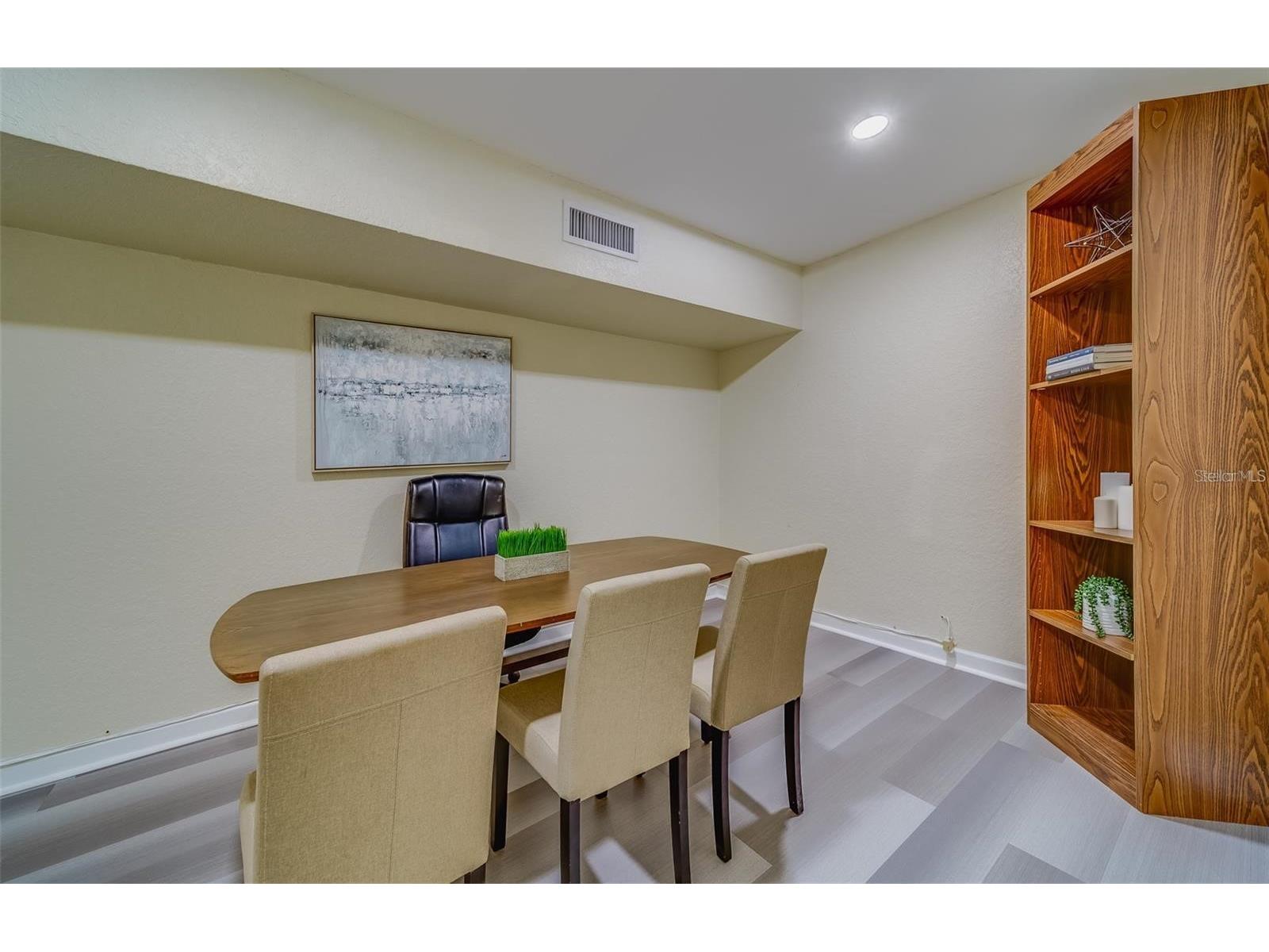 1275 Cleveland Street Clearwater FL 33755 TB8421250 image24