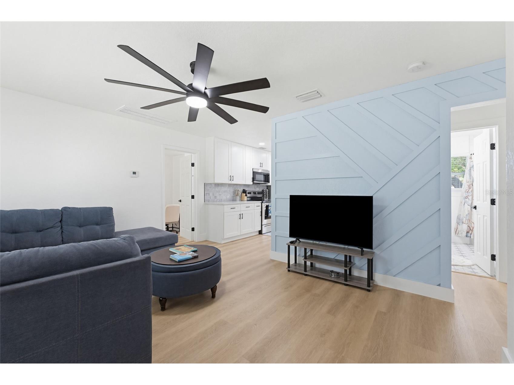1275 Palm Street Clearwater FL 33755 TB8507393 image4