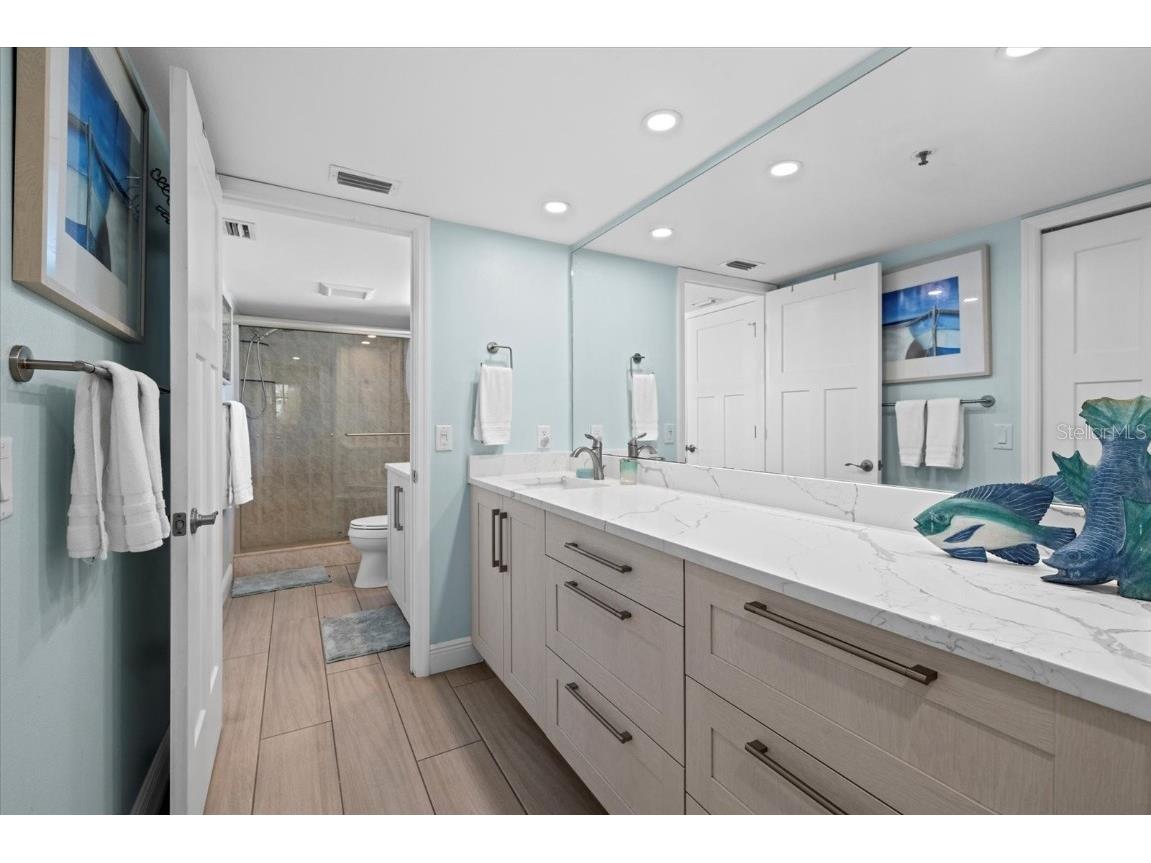 1275 Siesta Bayside Drive #1275 Sarasota FL 34242 A4636765 image25