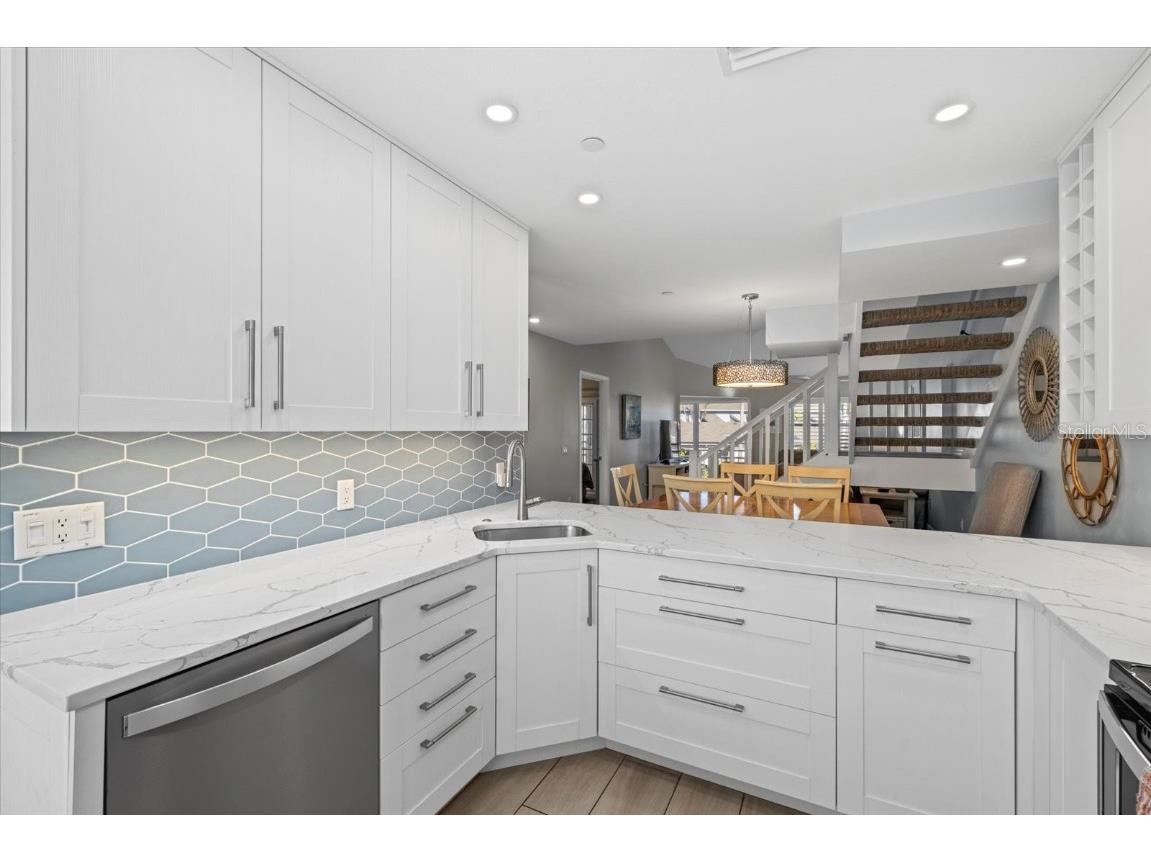 1275 Siesta Bayside Drive #1275 Sarasota FL 34242 A4636765 image4