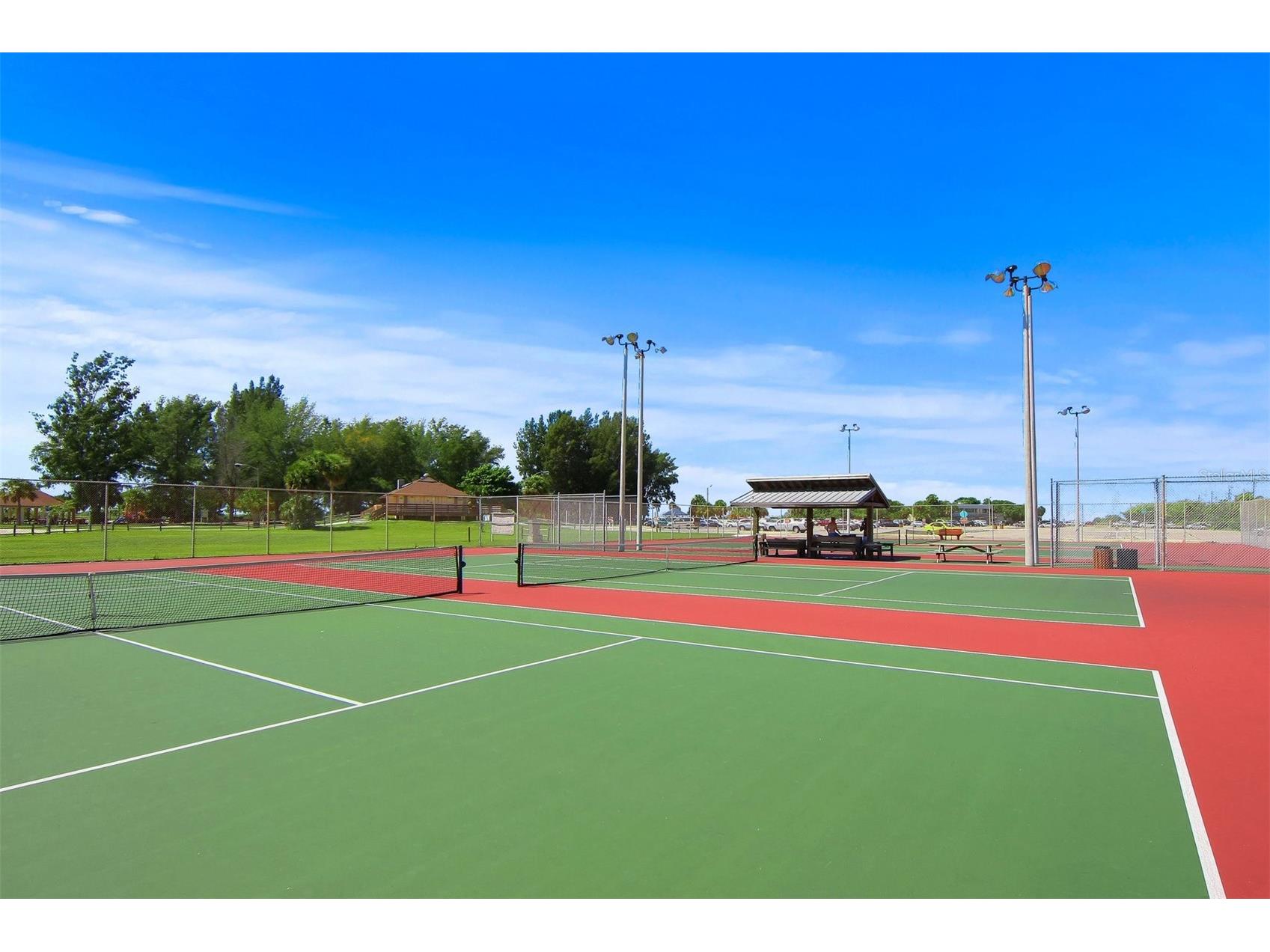 1275 Siesta Bayside Drive #1275 Sarasota FL 34242 A4684885 image59