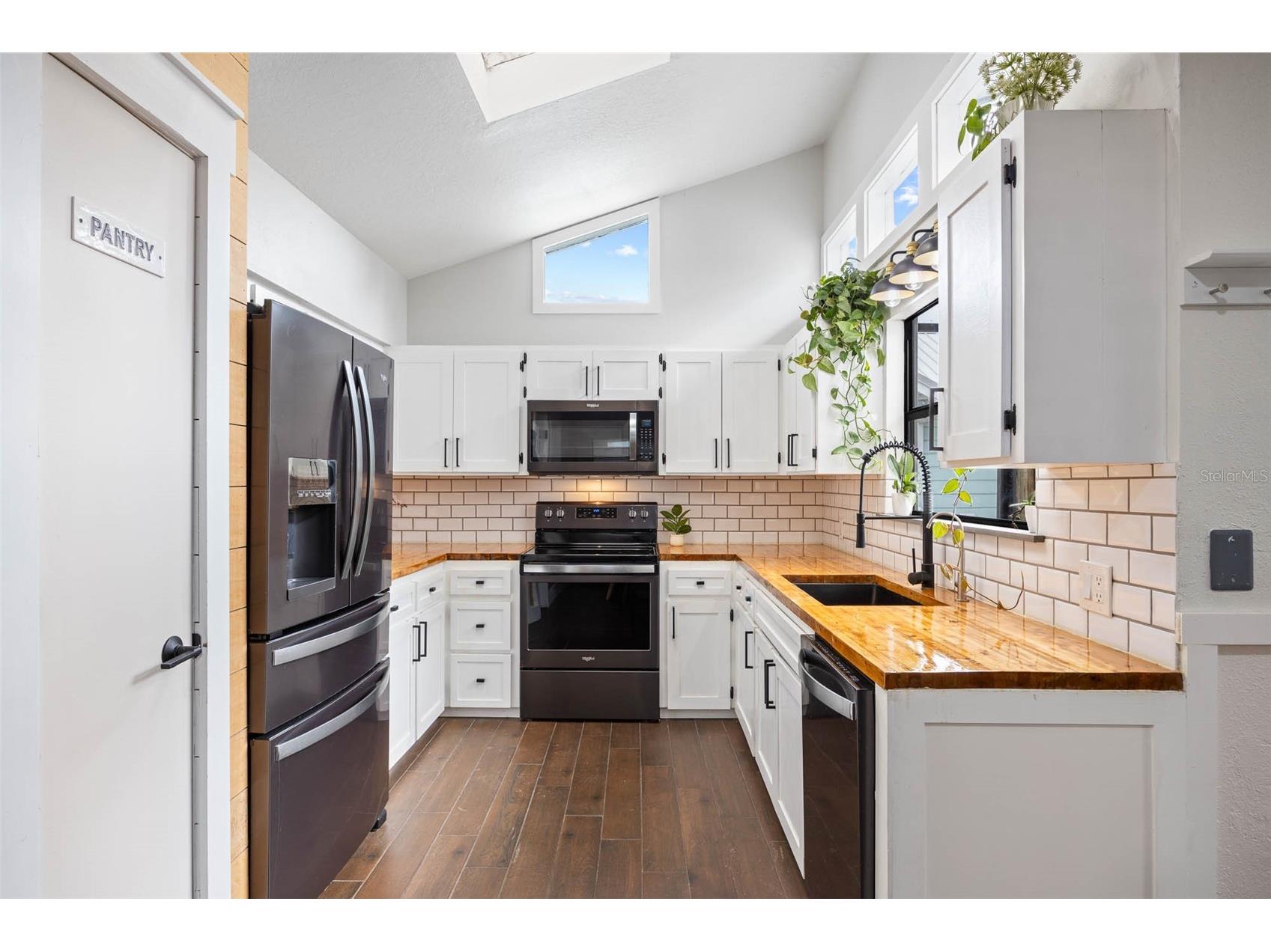 12756 Poinsettia Avenue Seminole FL 33776 TB8493469 image17