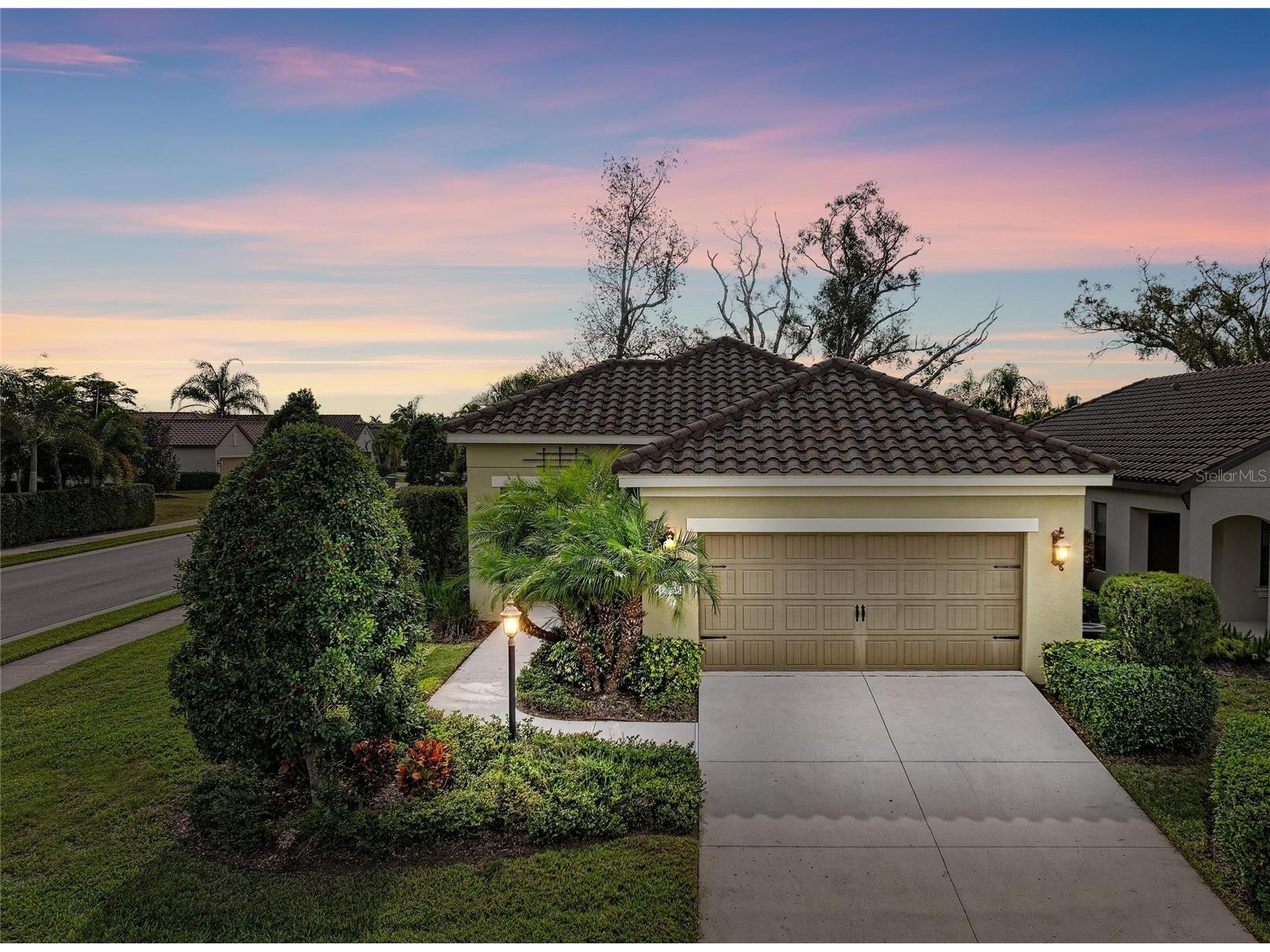 12758 Coastal Breeze Way Lakewood Ranch FL 34211 A4677016 image1