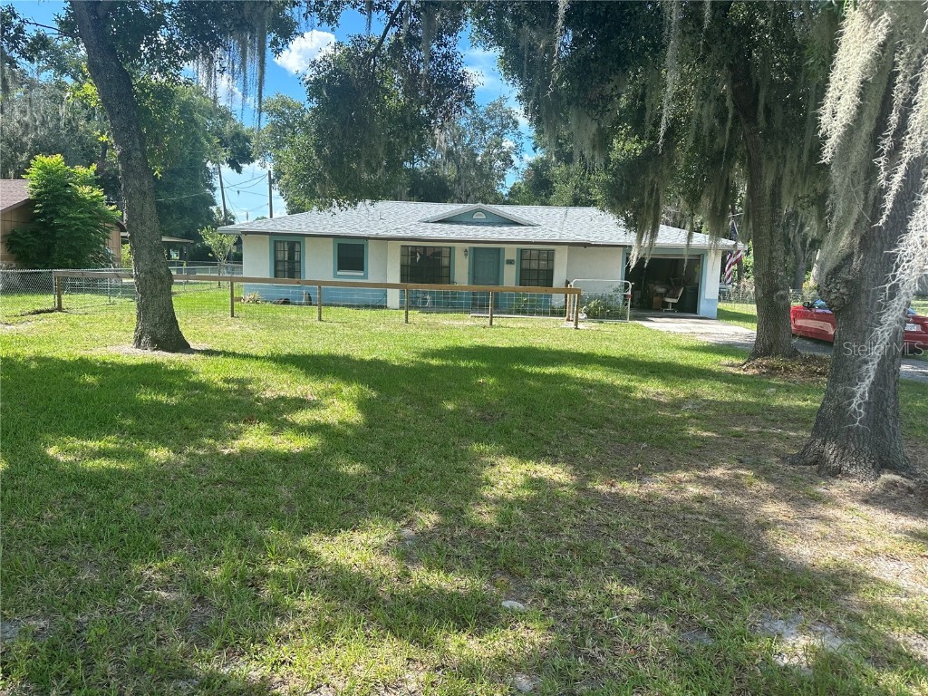 1276 Cr 443 Lake Panasoffkee FL 33538 - LAKE PANASOFFKEE G5086452 image1