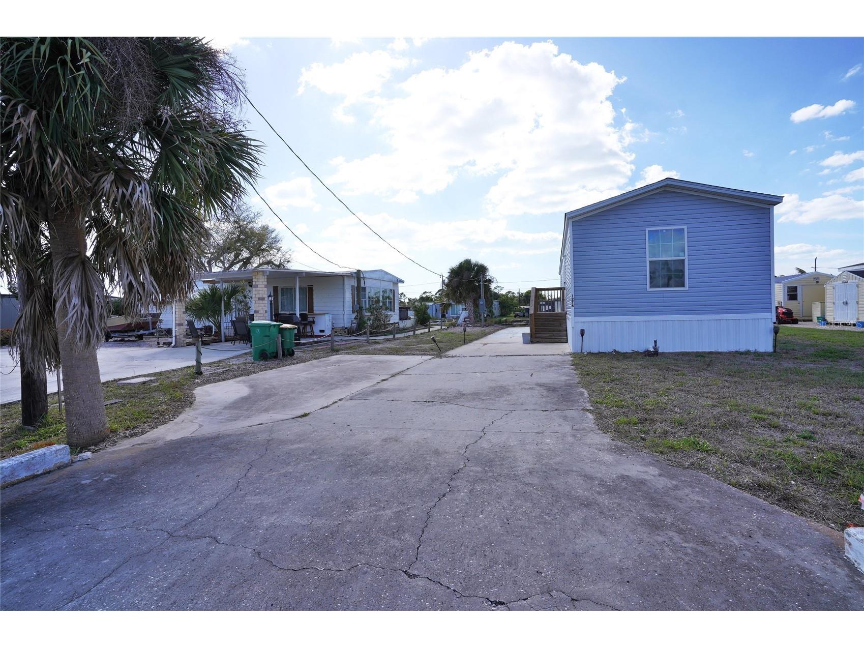 1276 Seagull Drive Englewood FL 34224 - RED FISH WATERWAY C7523176 image2