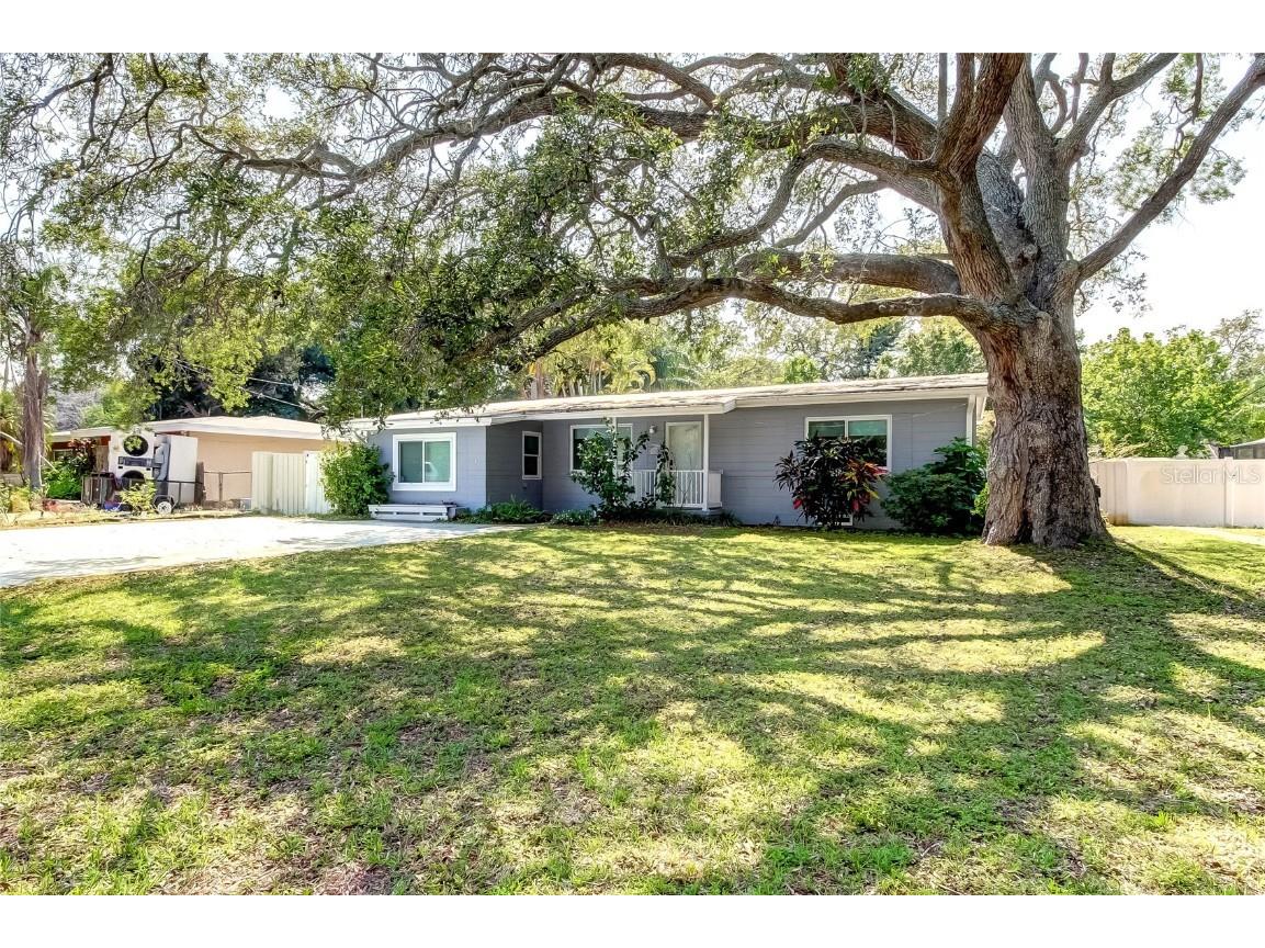 12768 Palm Drive Largo FL 33774 U8239279 image1