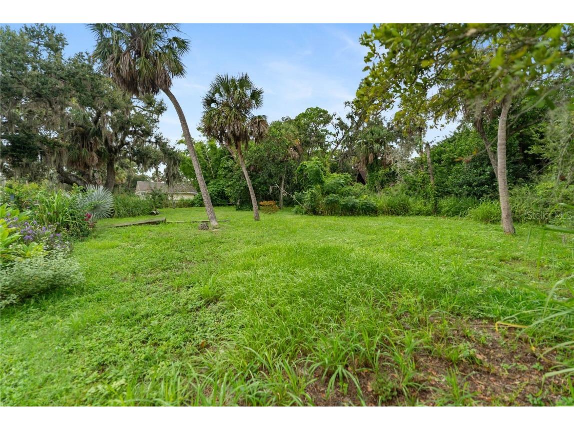 1277 43rd Street Sarasota FL 34234 A4664805 image11