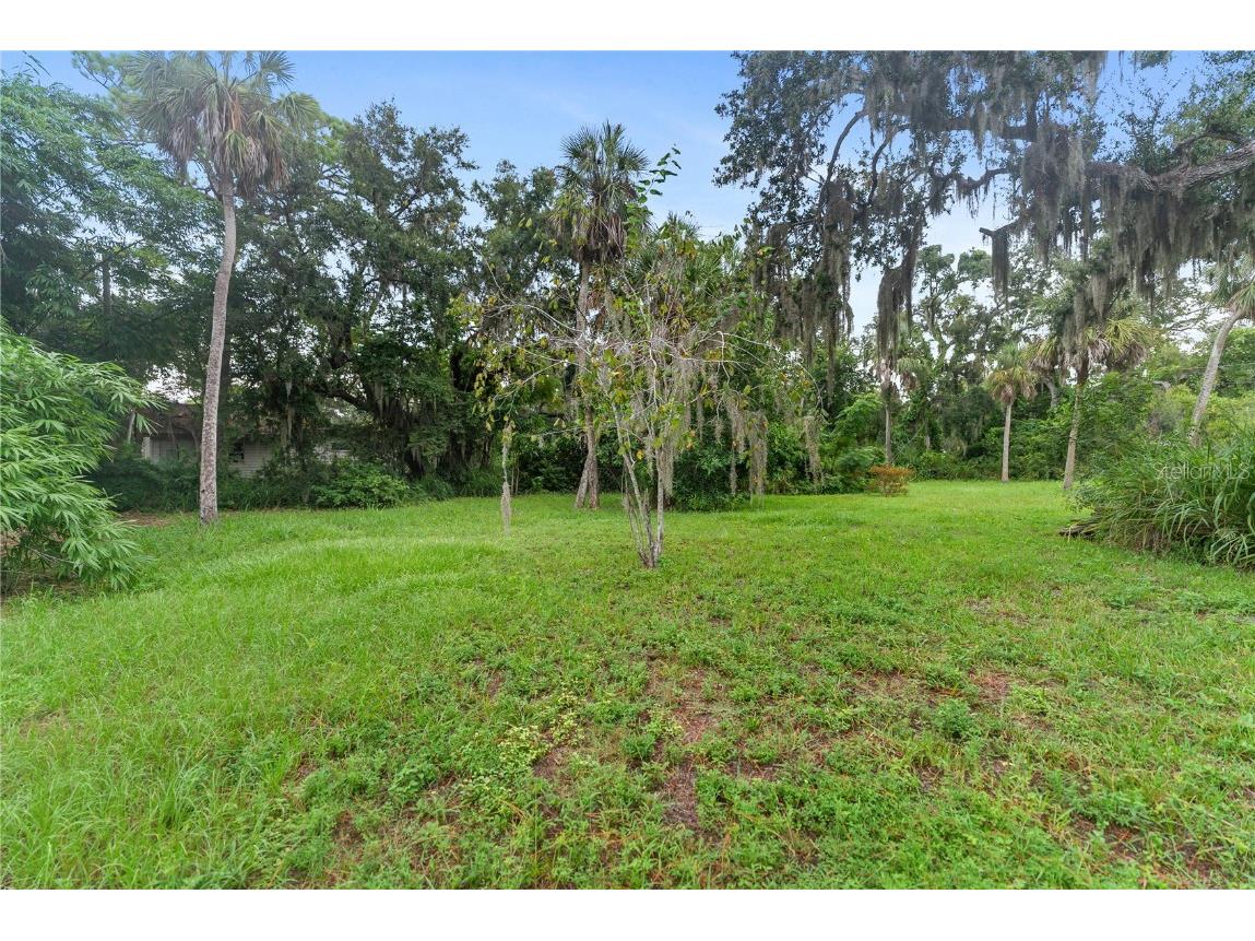 1277 43rd Street Sarasota FL 34234 A4664805 image9